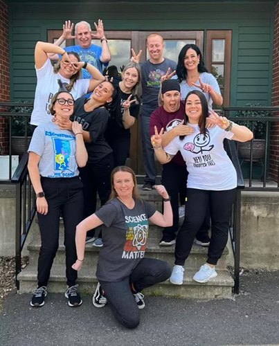 Southington Dentistry | Dental Implants, Contouring and Bonding and Southington Veneers